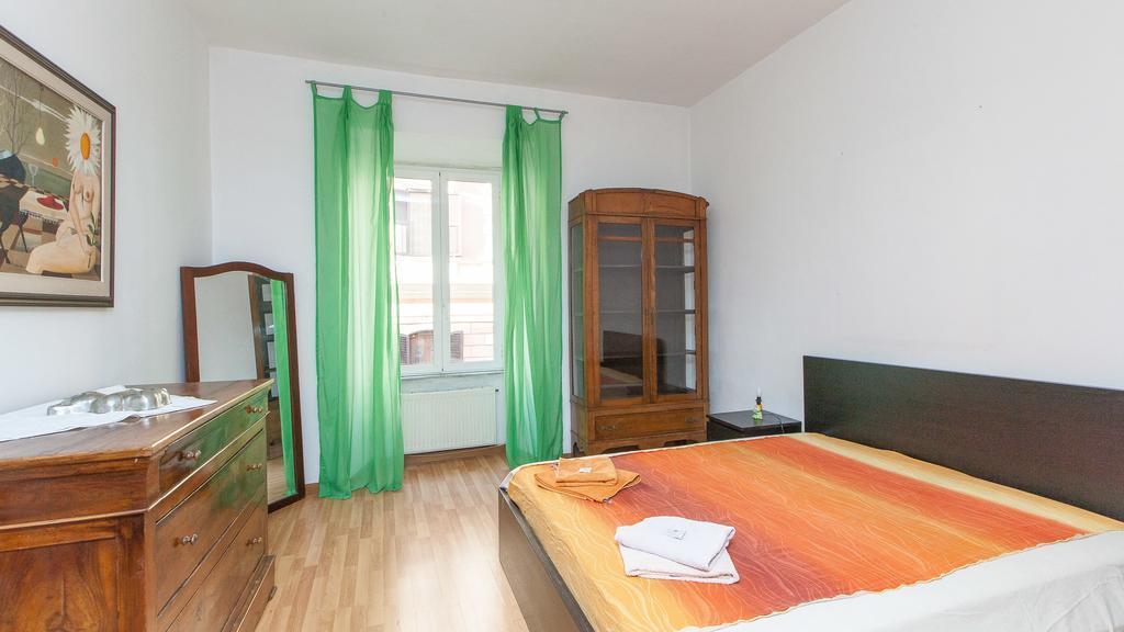 Apartment In Santini *
